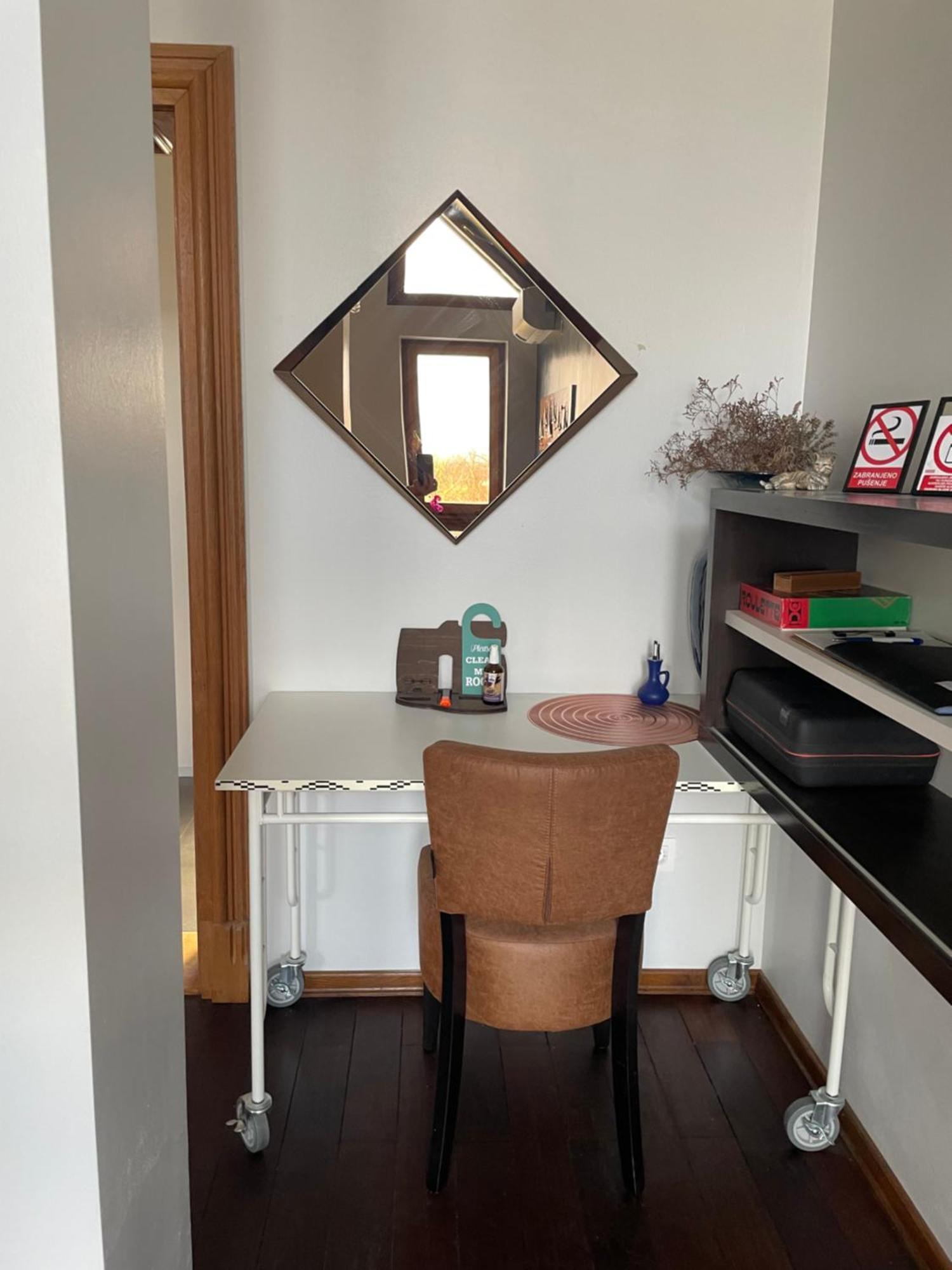 Vila Milka - Balkon - Besplatan Parking - Samostalna Prijava 卡尔洛瓦茨 外观 照片