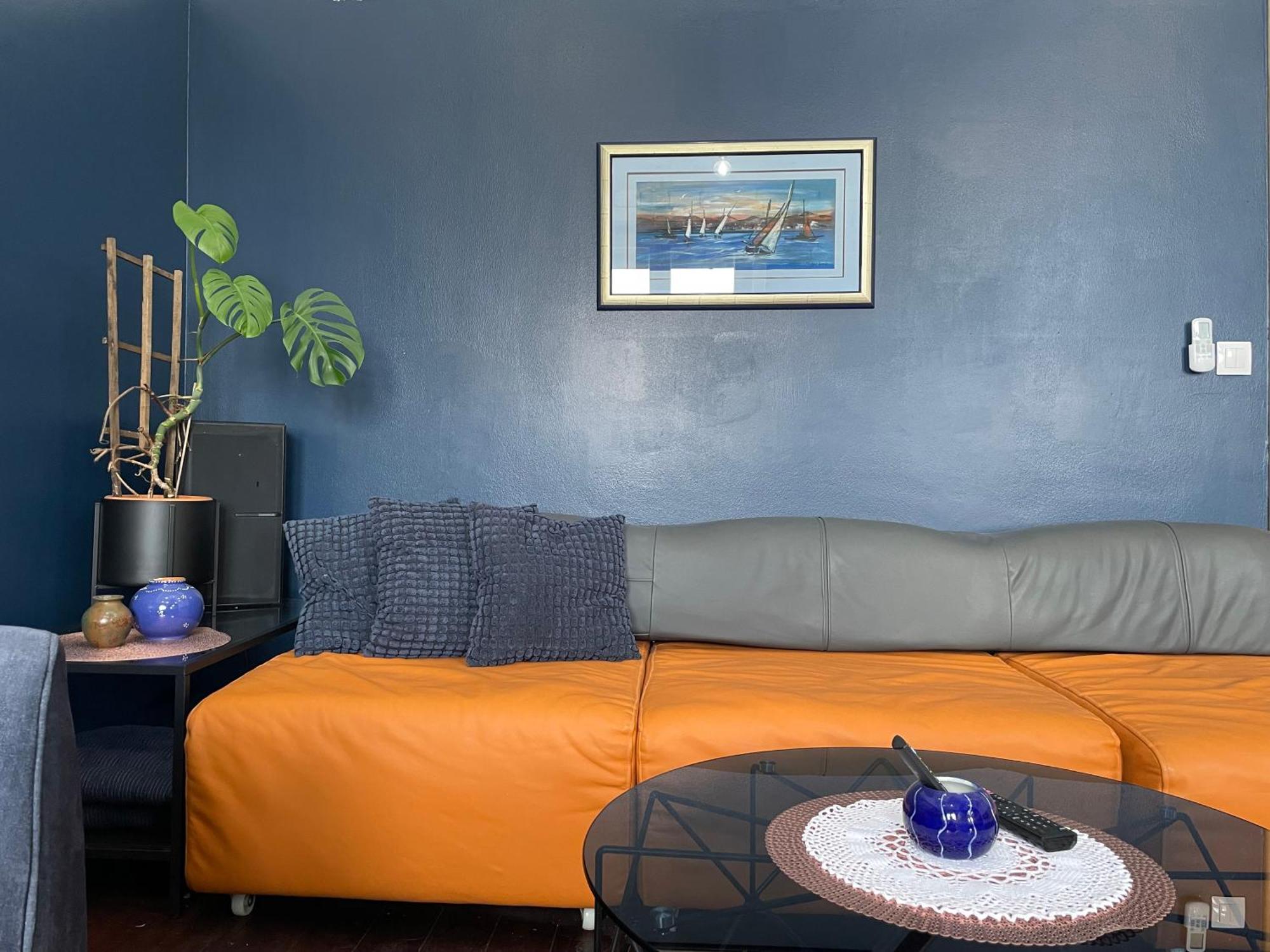 Vila Milka - Balkon - Besplatan Parking - Samostalna Prijava 卡尔洛瓦茨 外观 照片