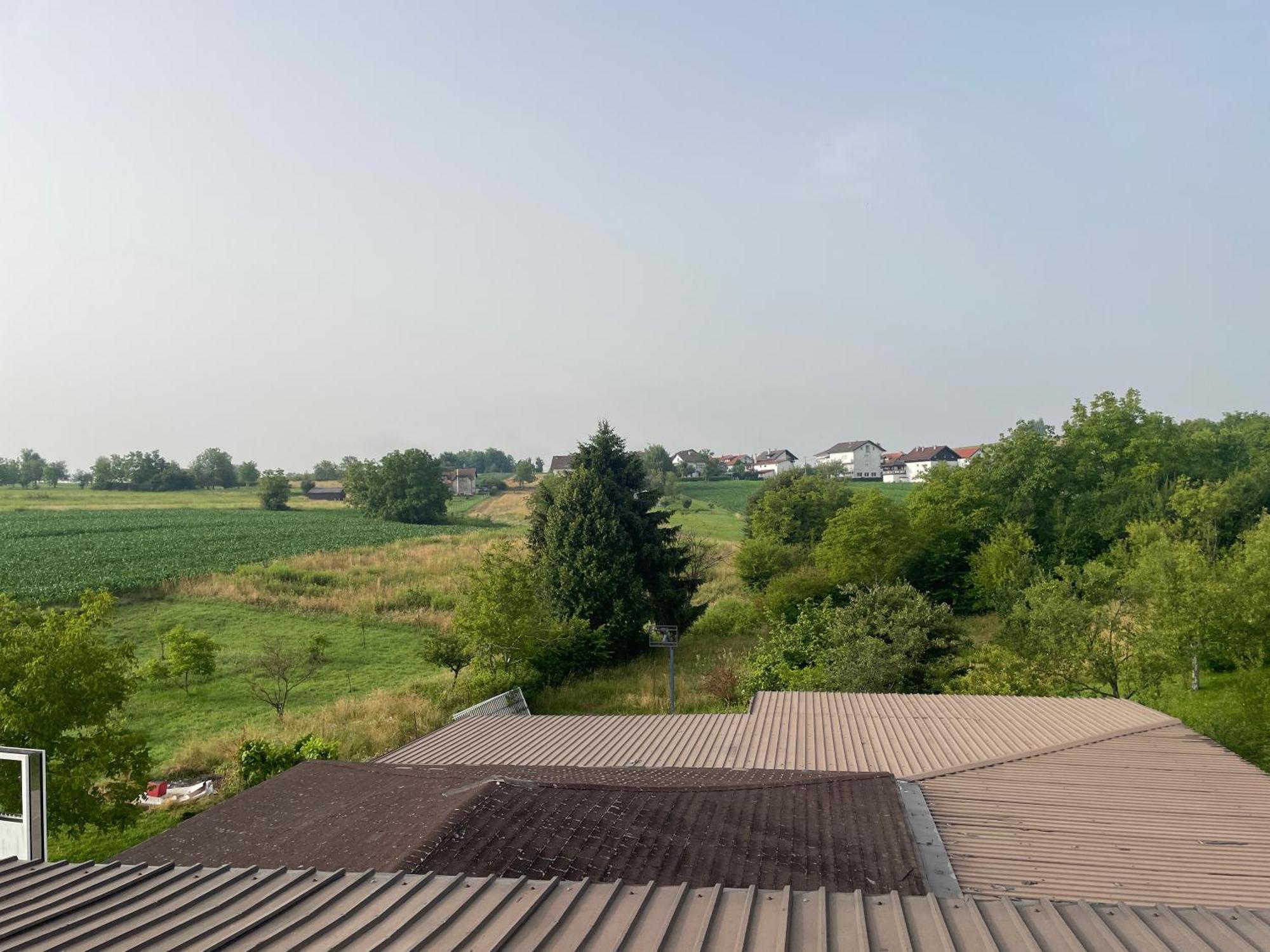 Vila Milka - Balkon - Besplatan Parking - Samostalna Prijava 卡尔洛瓦茨 外观 照片